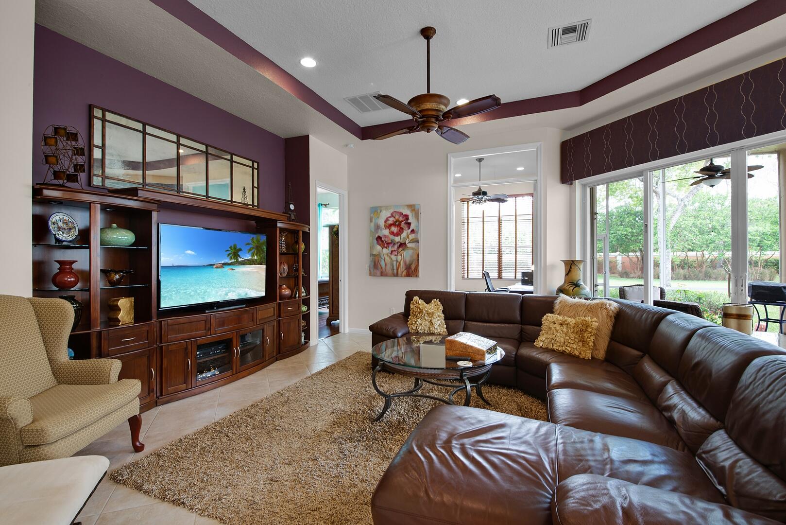 9373 Via Elegante, Wellington