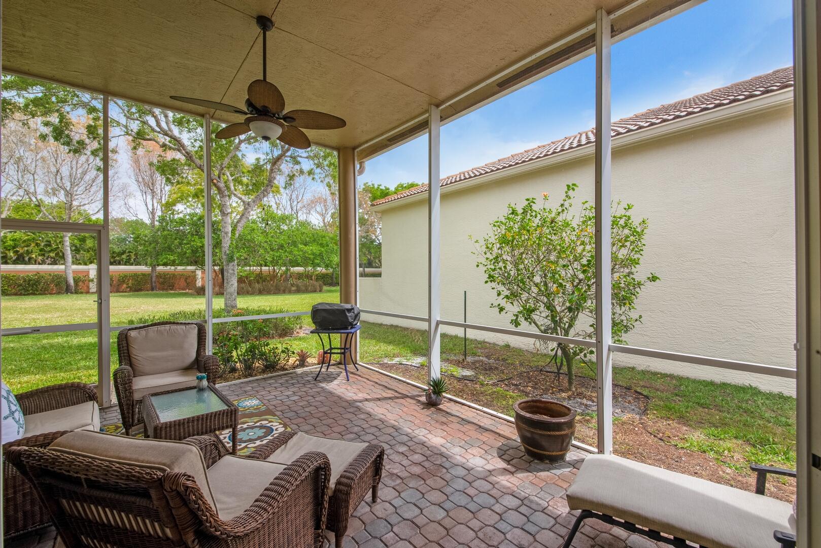 9373 Via Elegante, Wellington