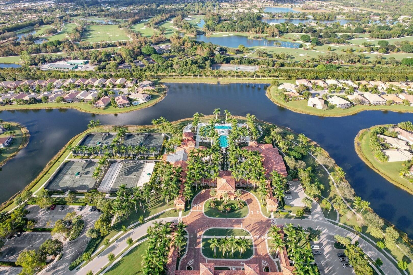 9373 Via Elegante, Wellington