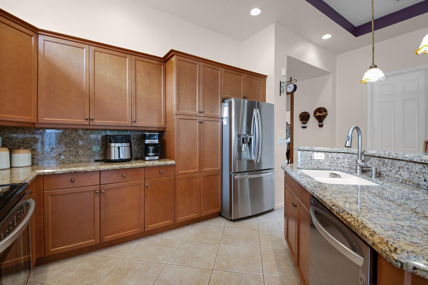 9373 Via Elegante, Wellington