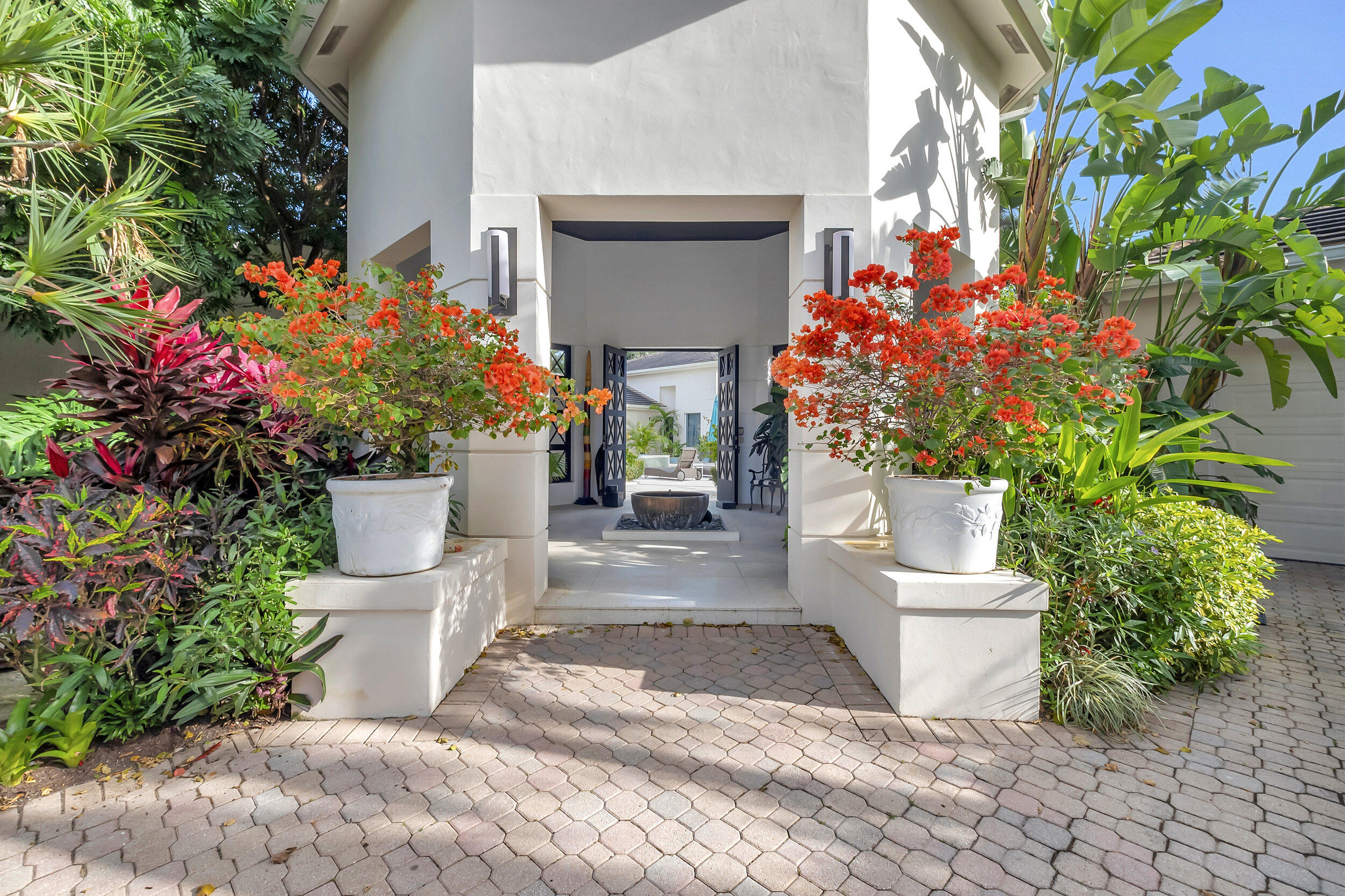 17070 Royal Cove Way