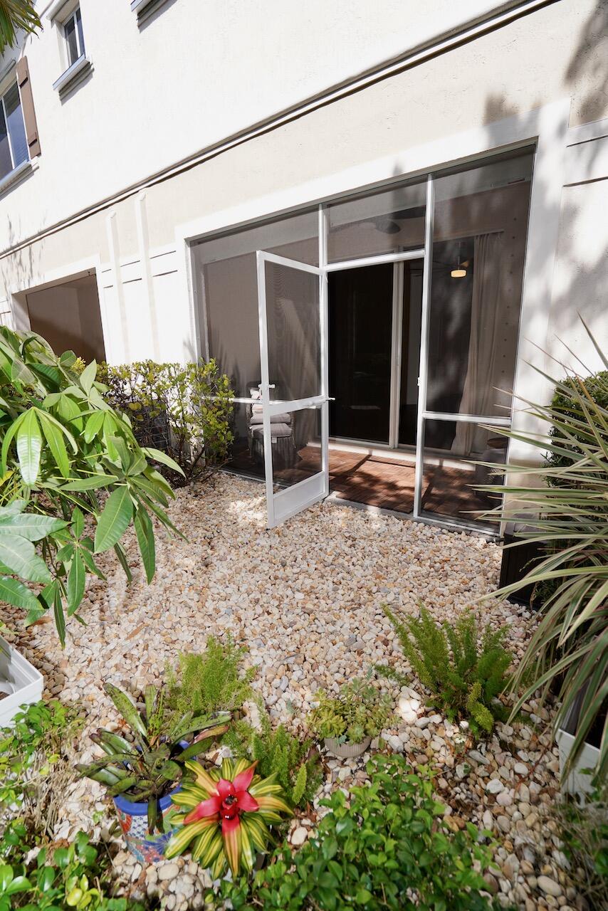 363 SE 1st Drive, Deerfield Beach