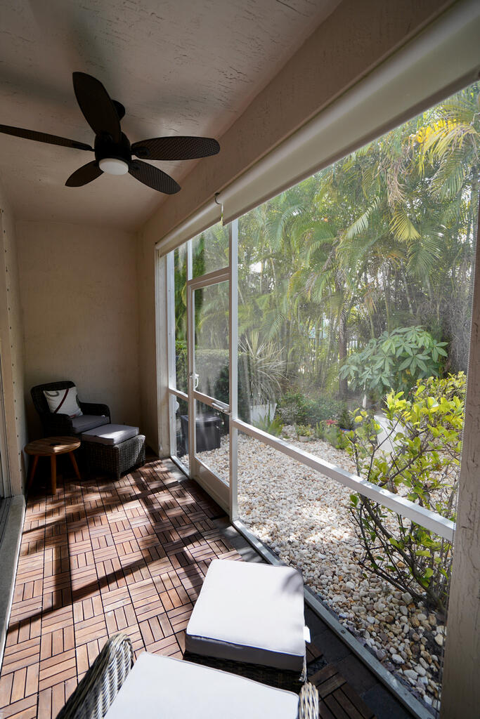 363 SE 1st Drive, Deerfield Beach