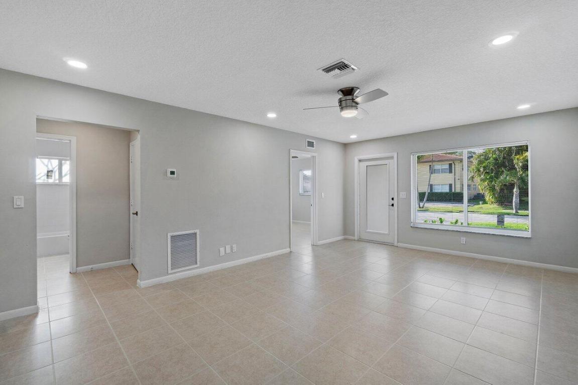 209 SW 6th Street 209, Boca Raton Unit: 209