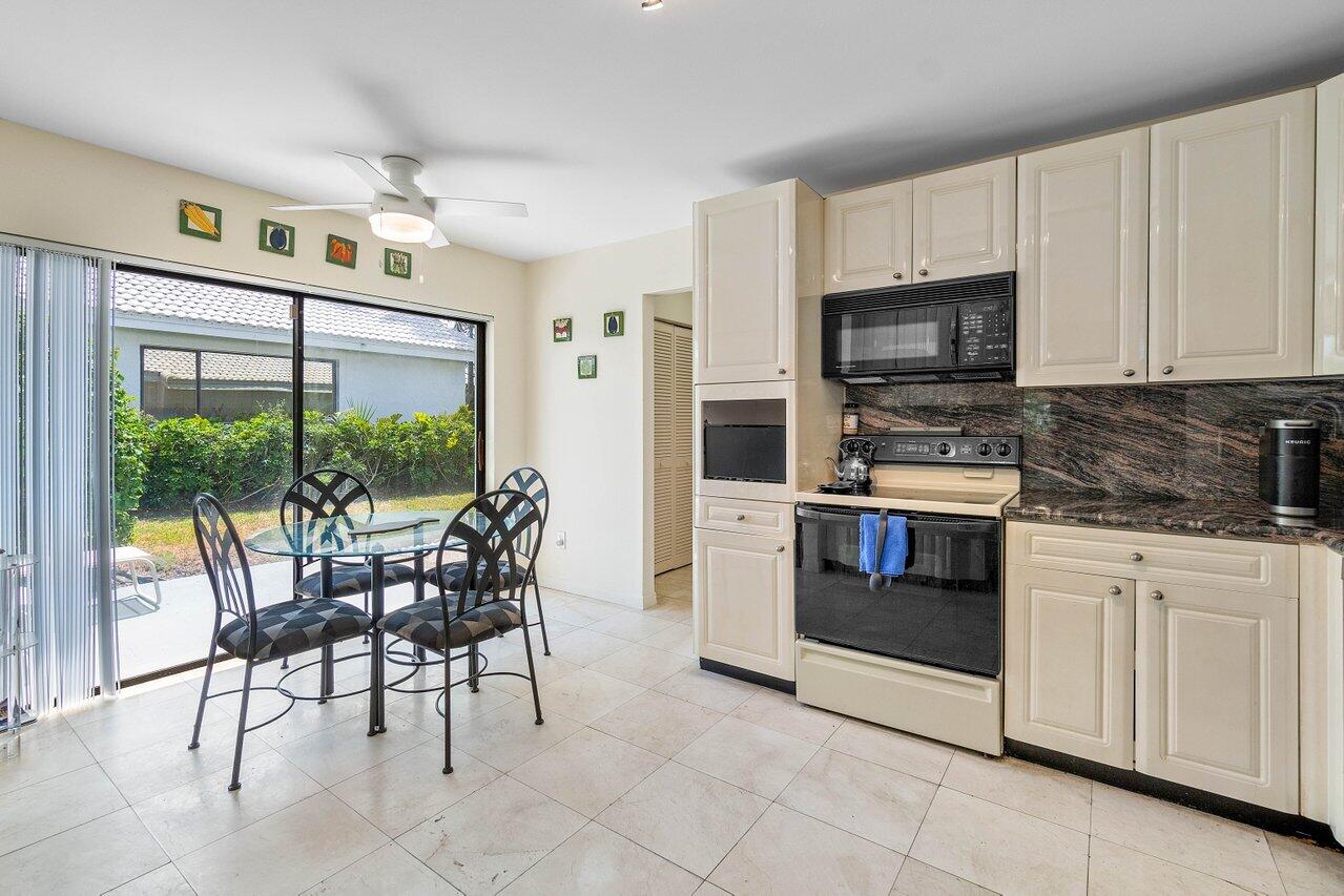 3 Estate Drive
