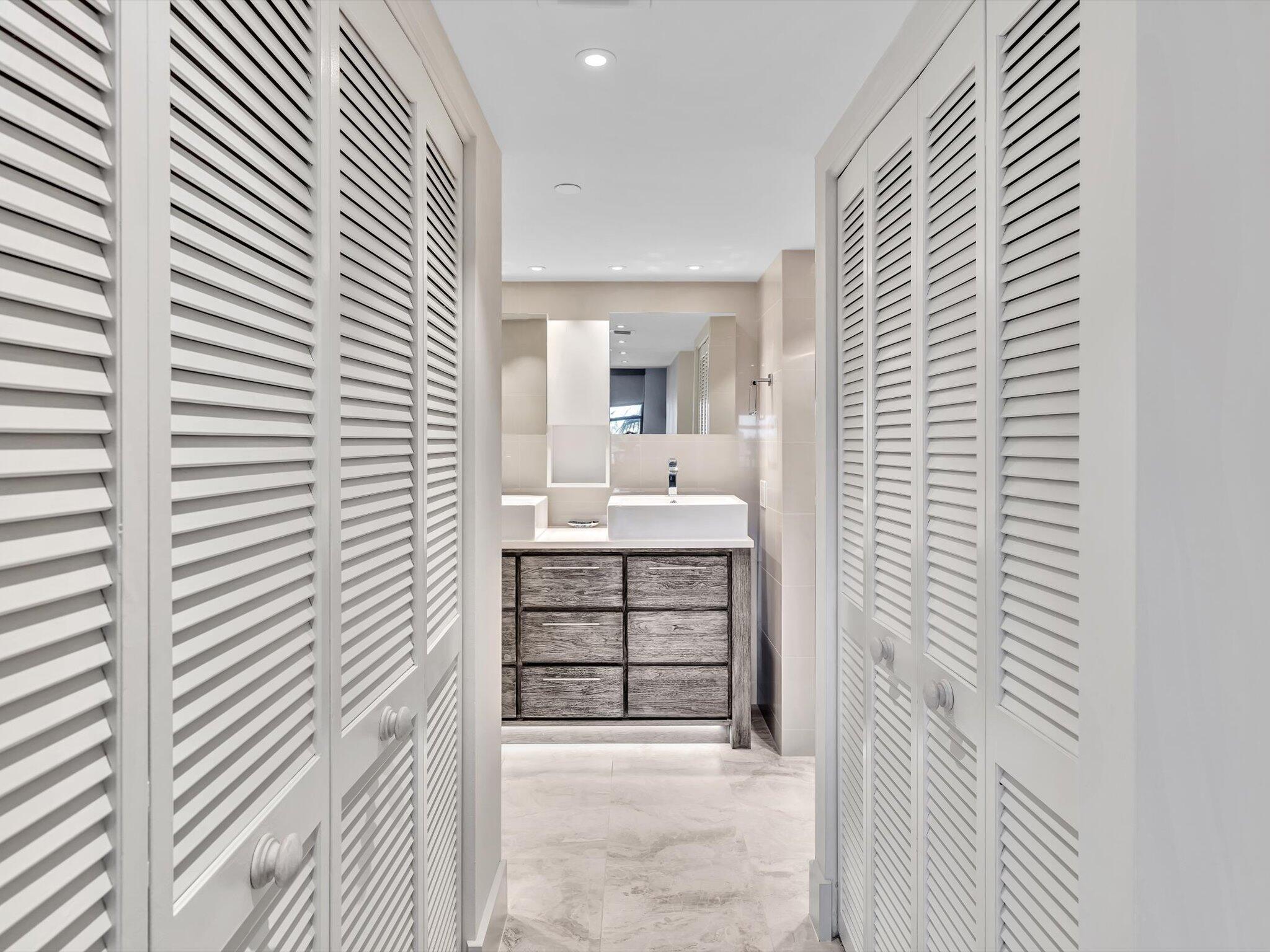 4600 S Ocean Boulevard, 502