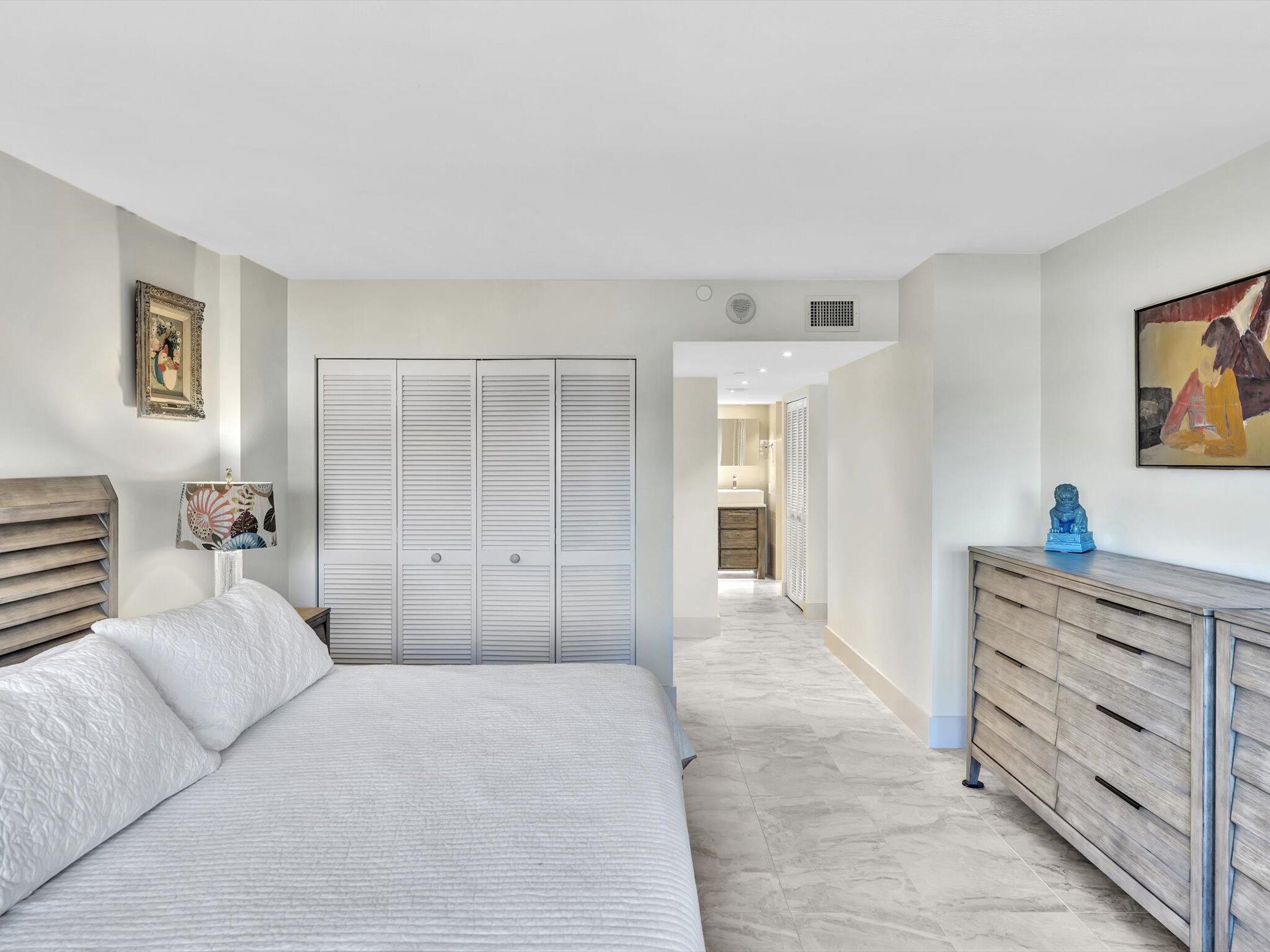 4600 S Ocean Boulevard, 502