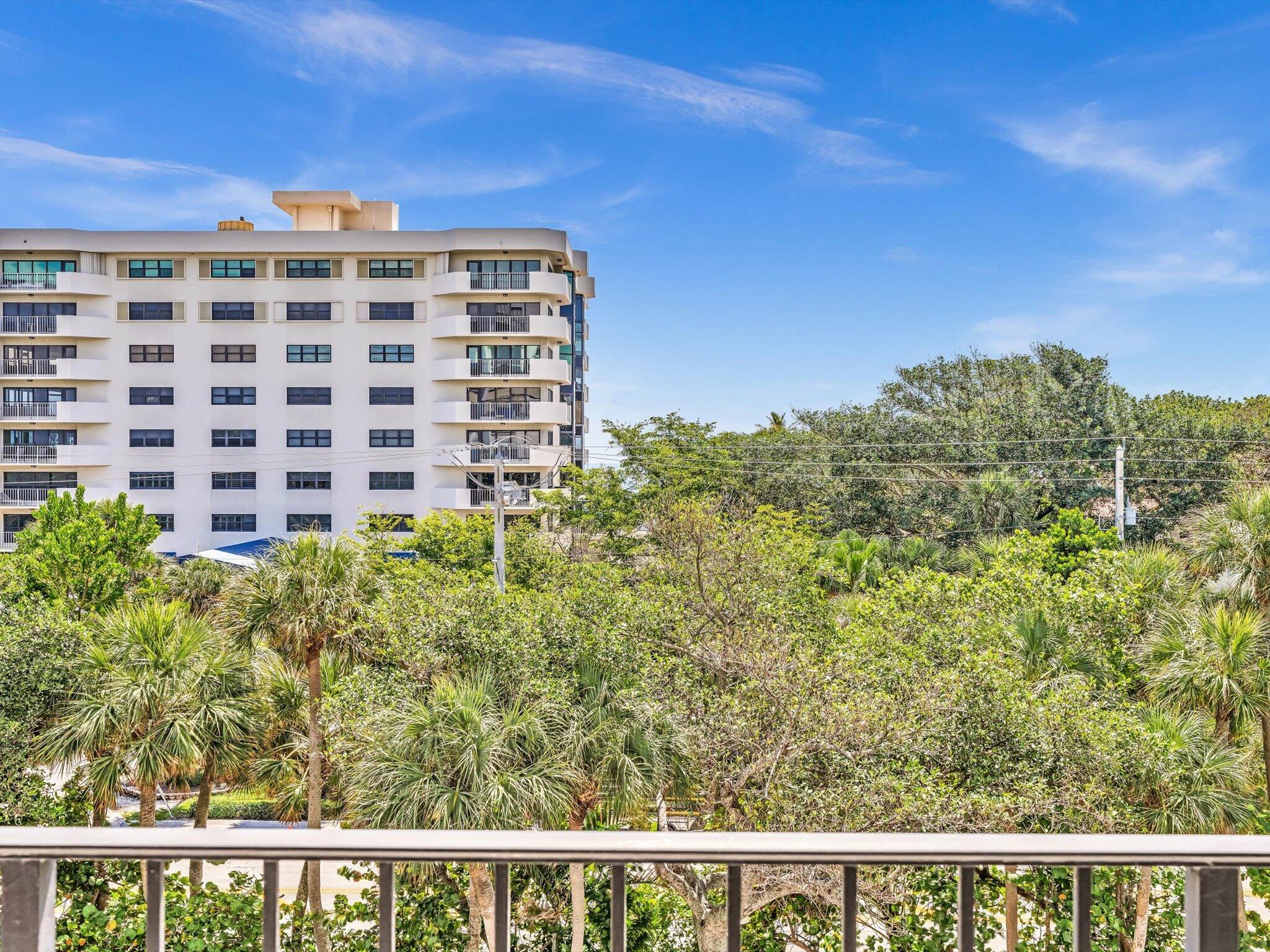 4600 S Ocean Boulevard, 502