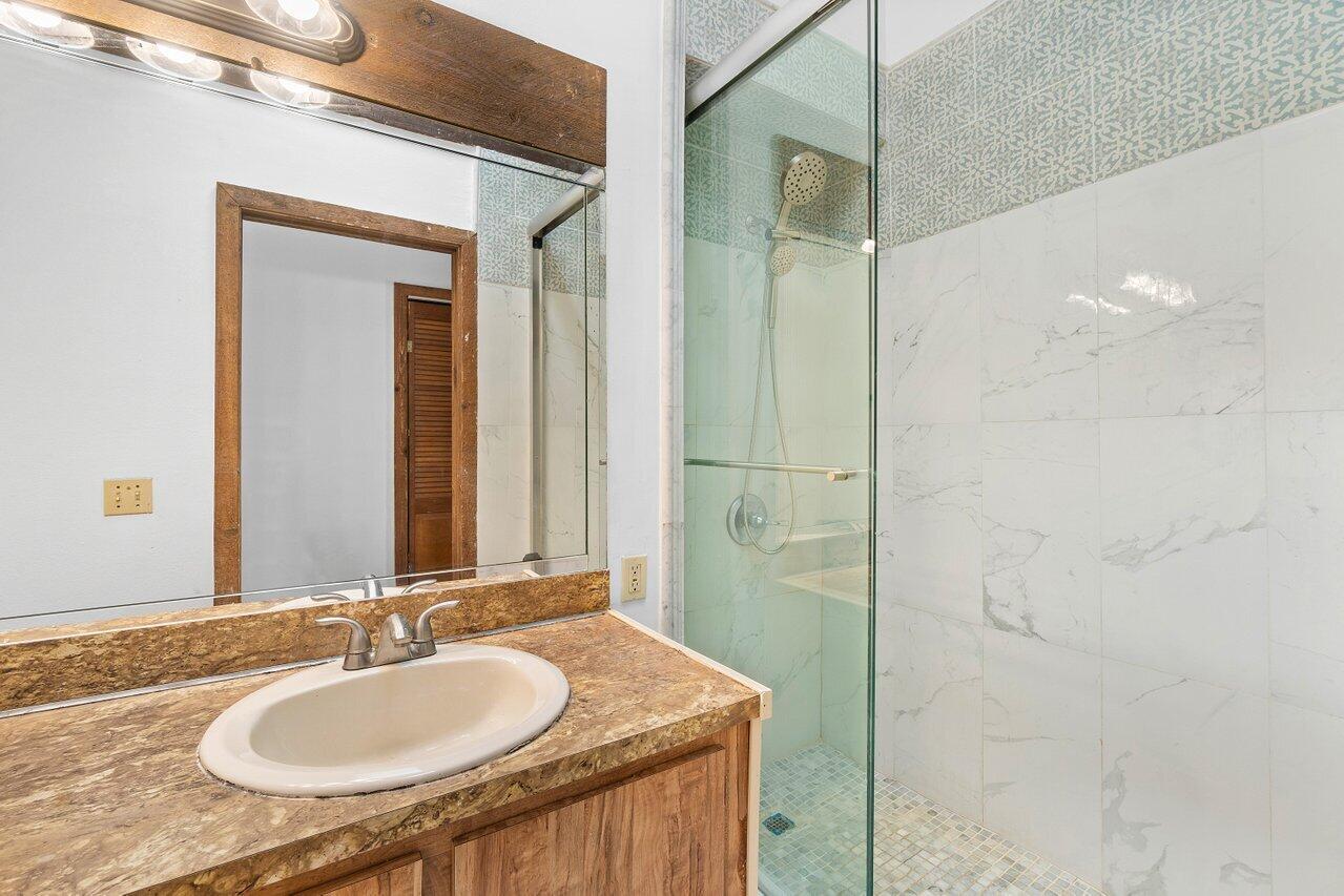 3015 Florida Boulevard