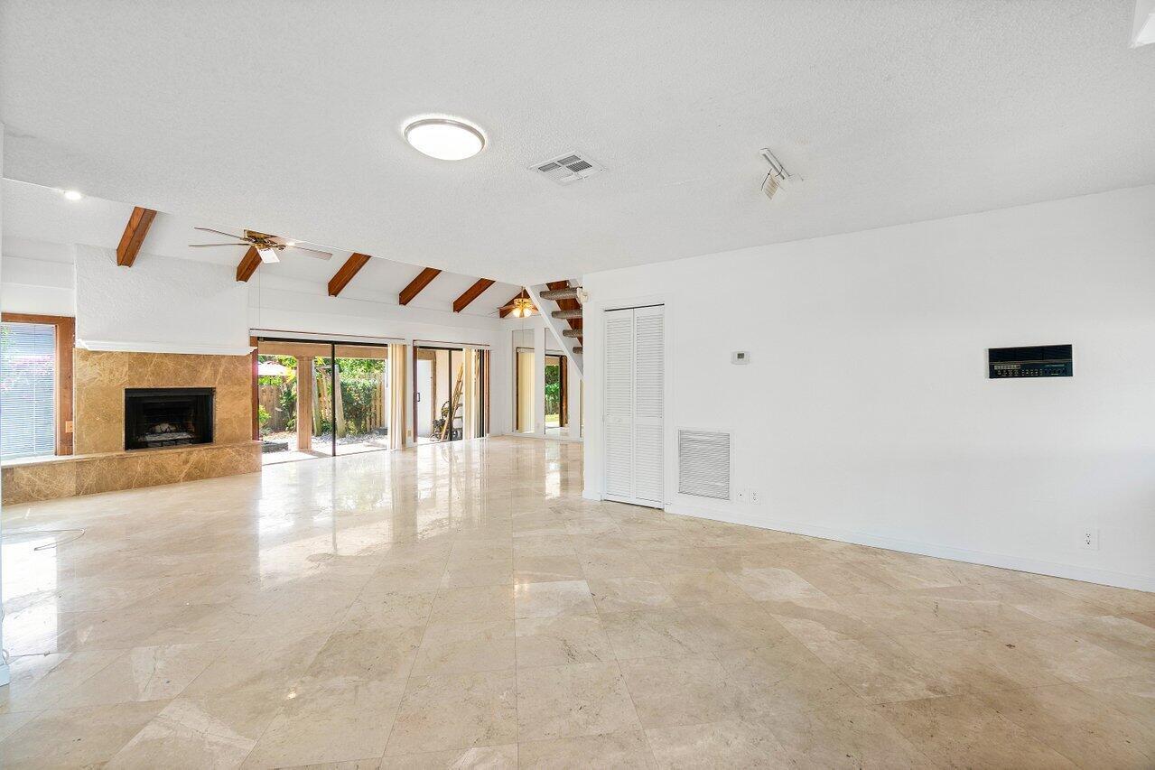 3015 Florida Boulevard