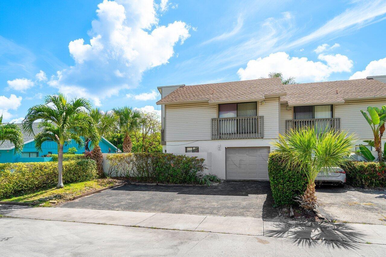 3015 Florida Boulevard