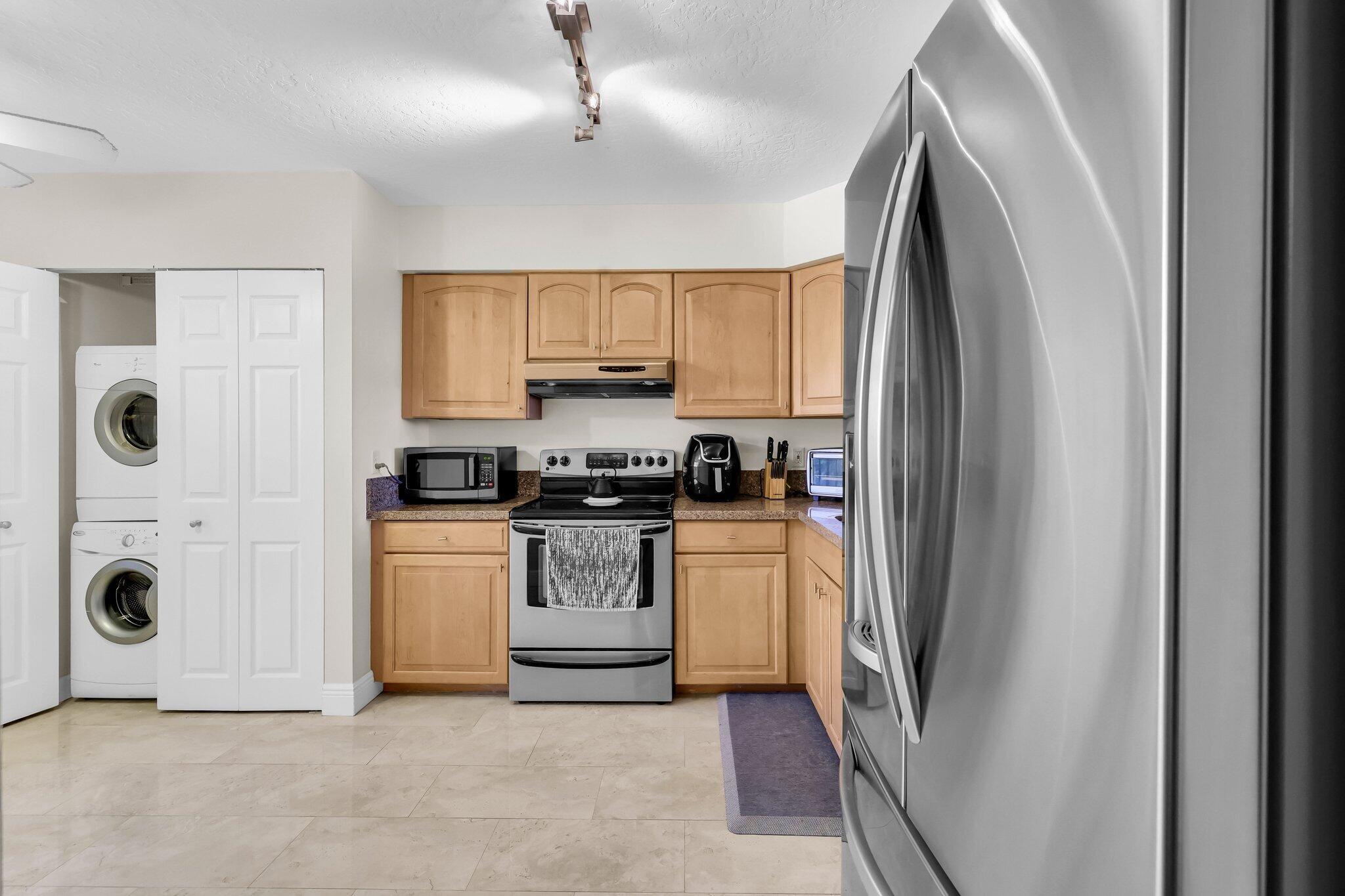 4550 NW 18th Avenue 504