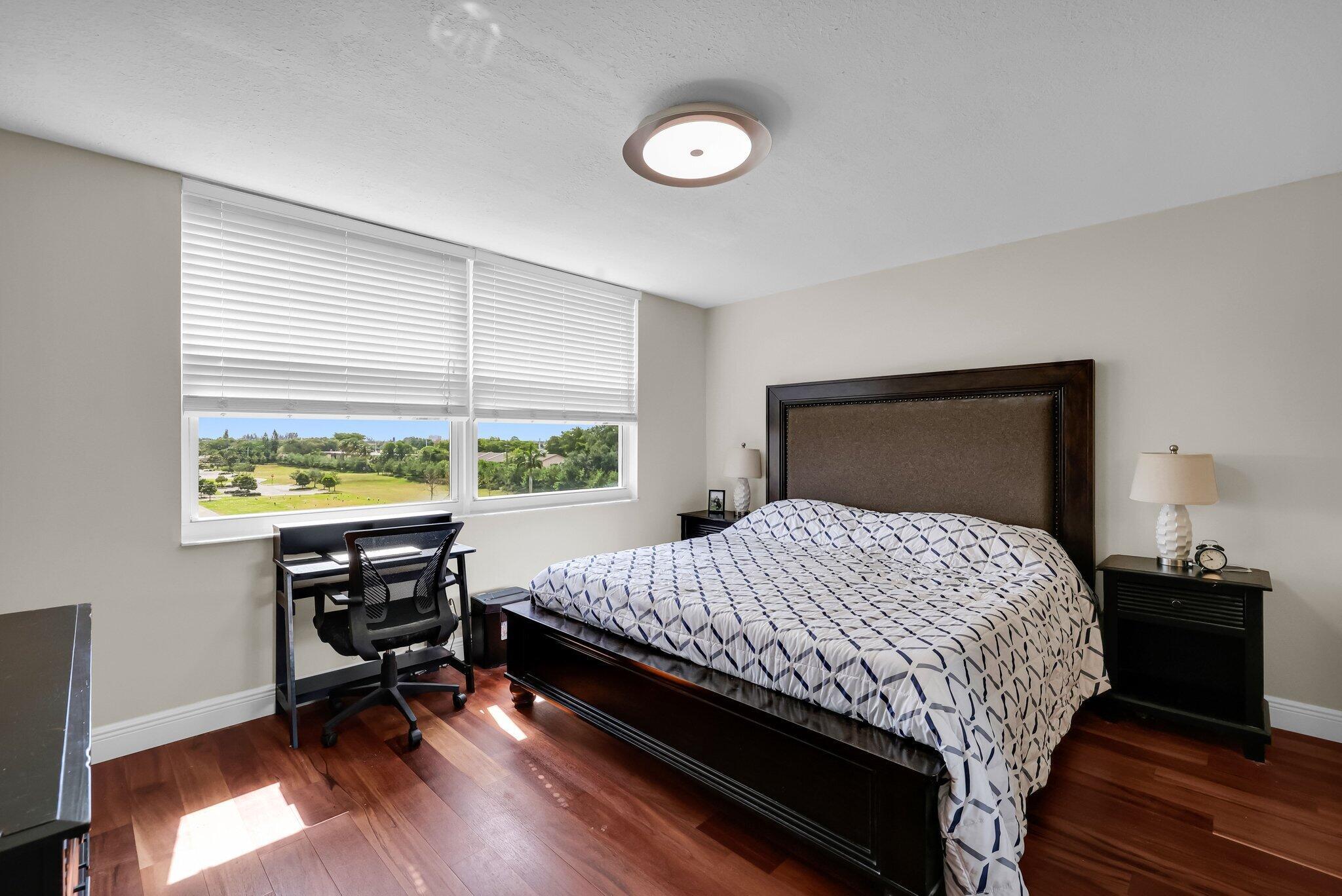 4550 NW 18th Avenue 504