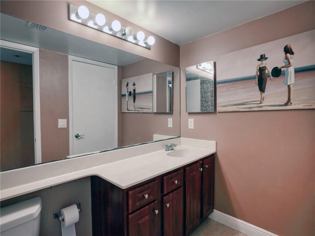 5760 Rock Island Road 330