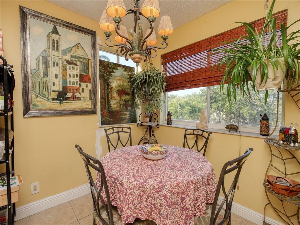 5760 Rock Island Road 330