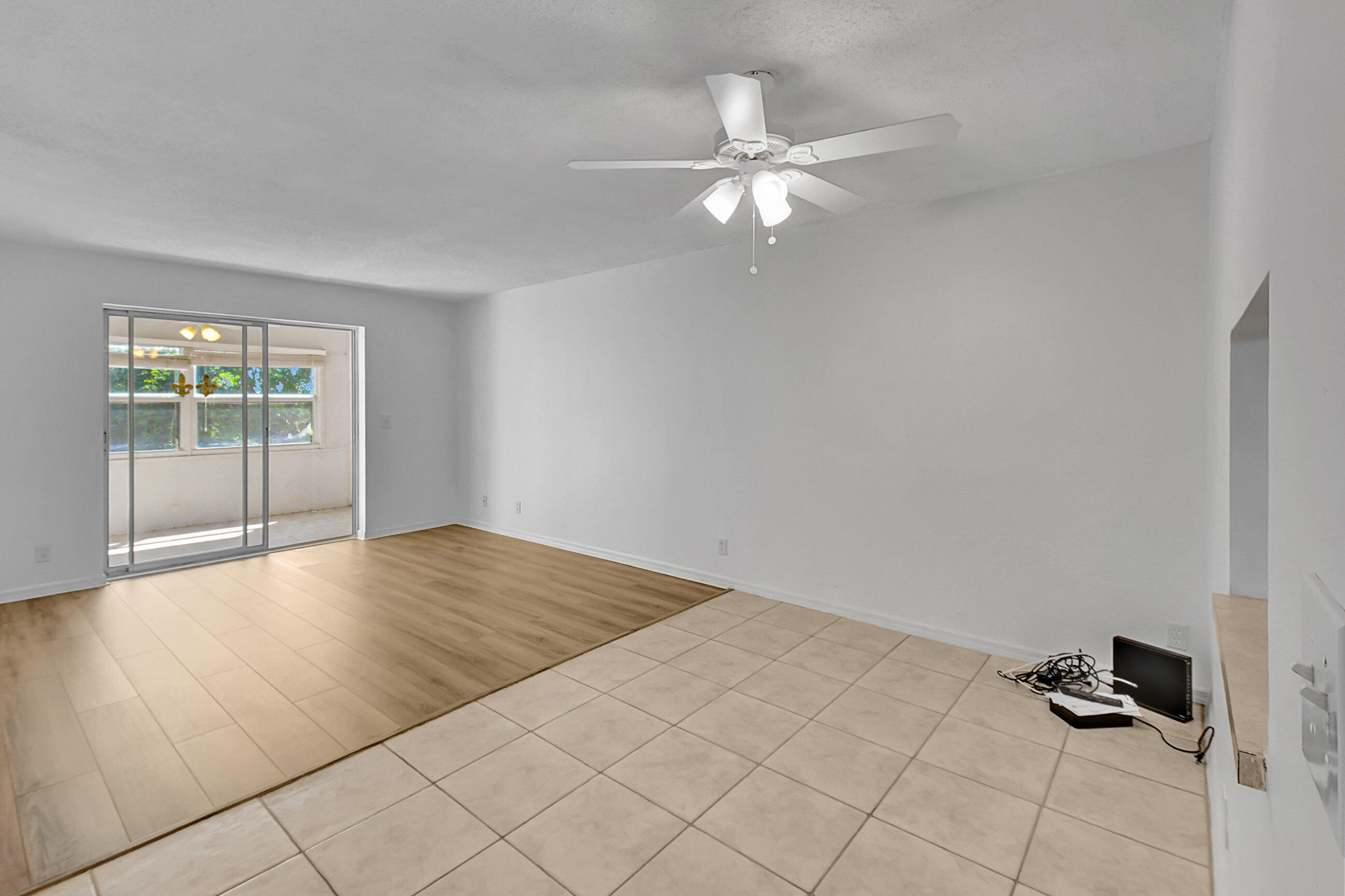 2400 NE 1st Lane 3070, Boynton Beach Unit: 3070