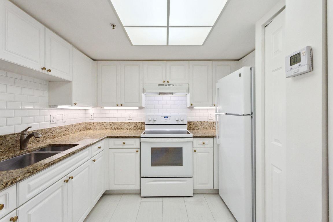 1700 Crestwood Court S, 1707, Royal Palm Beach Unit: 1707