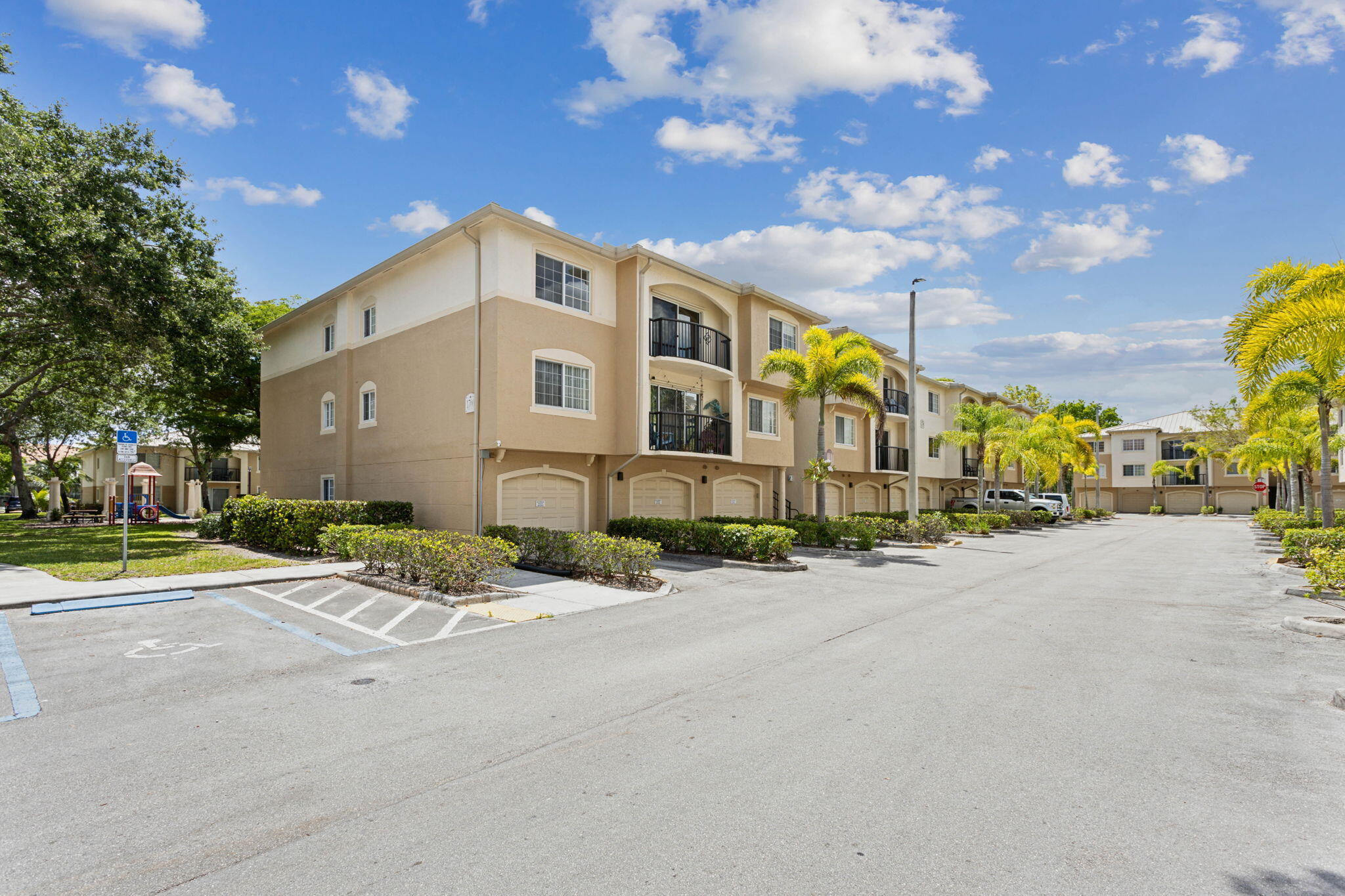 1700 Crestwood Court S, 1707, Royal Palm Beach Unit: 1707