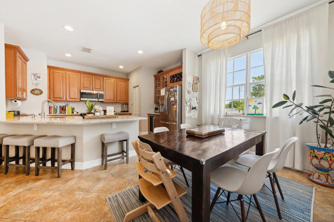 295 NE 5th Avenue 30, Delray Beach Unit: 30