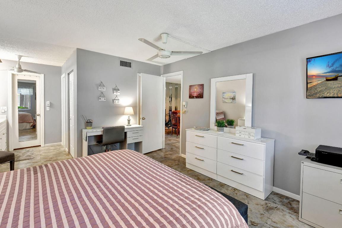 1630 NW 18th Avenue 102, Delray Beach Unit: 102