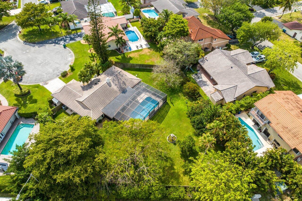 8411 NW 20 Place