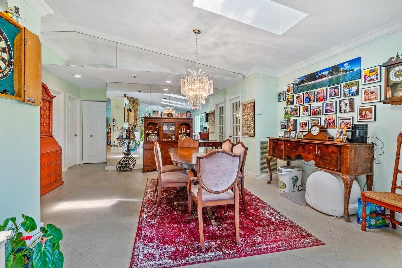 8411 NW 20 Place