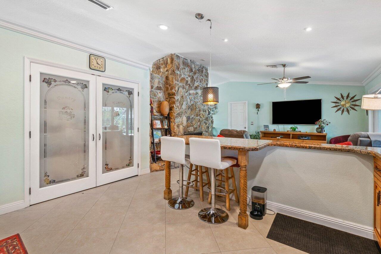 8411 NW 20 Place