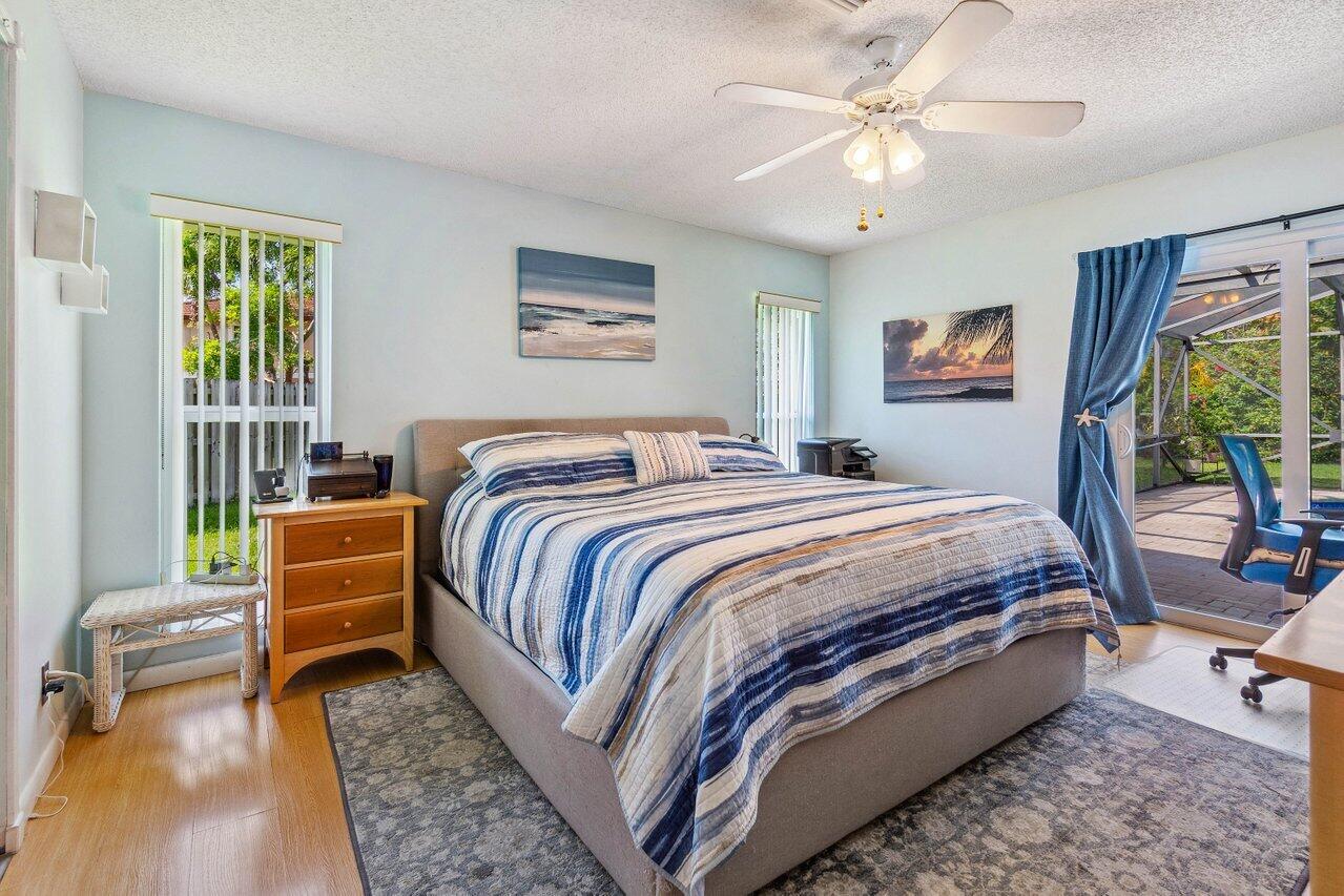 8411 NW 20 Place