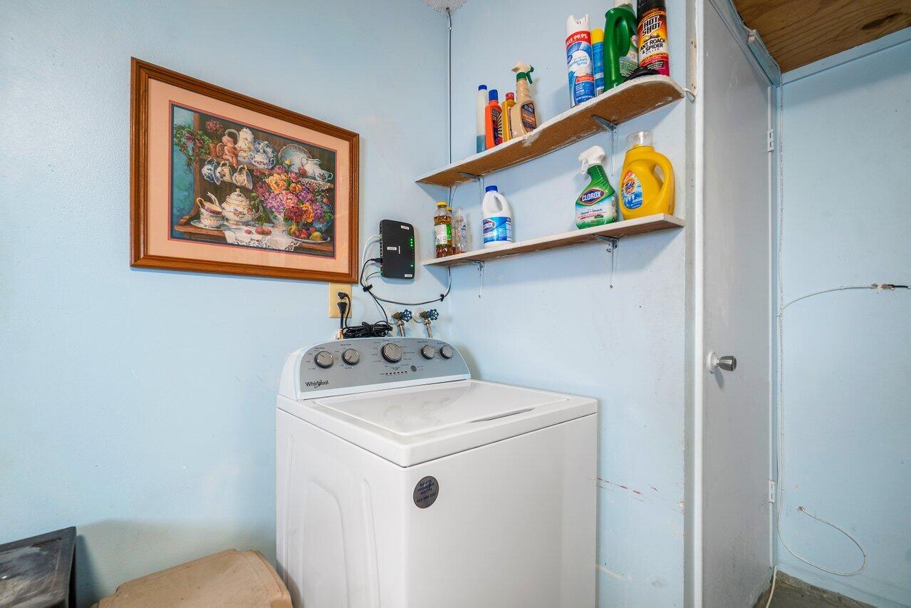 1985 Campanelli Boulevard