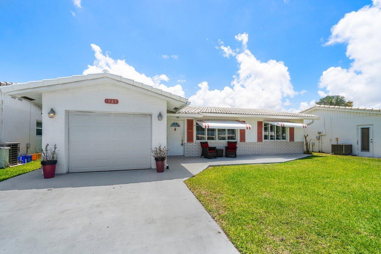 1985 Campanelli Boulevard