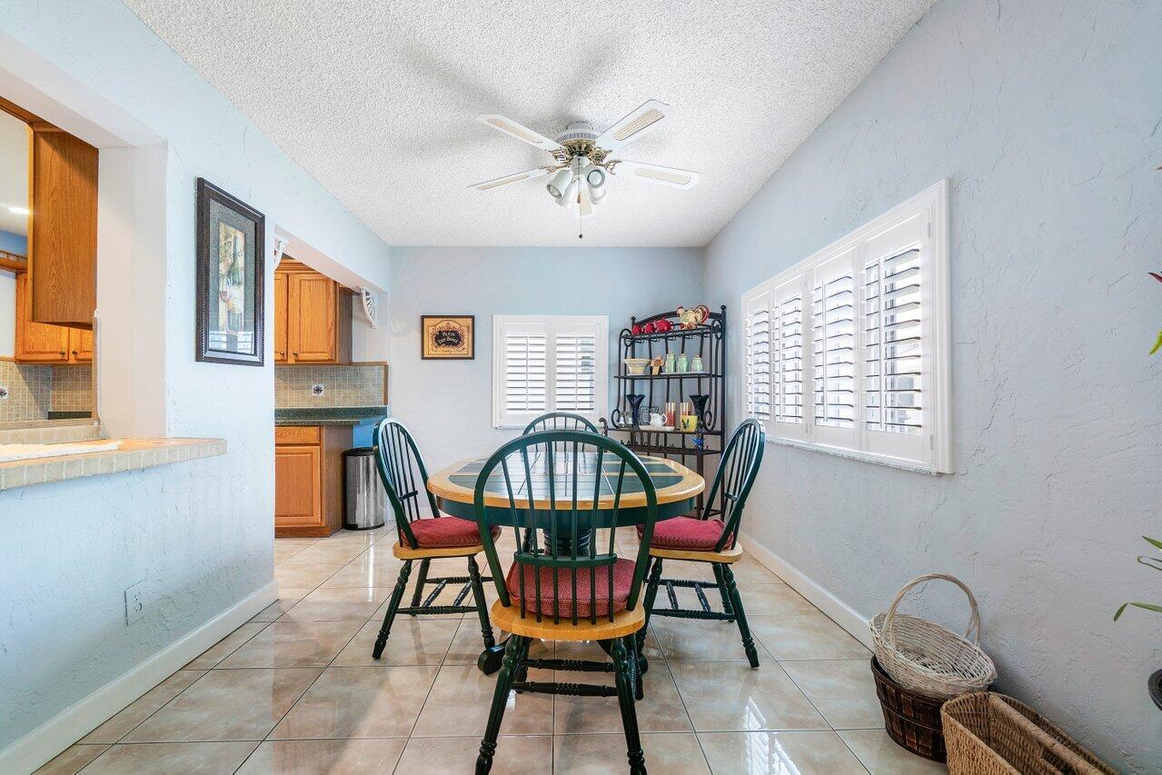 1985 Campanelli Boulevard