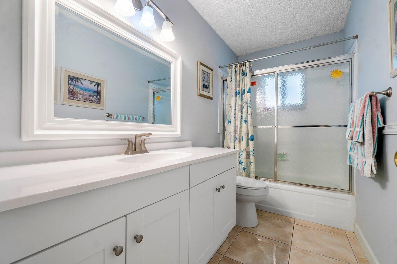 1985 Campanelli Boulevard