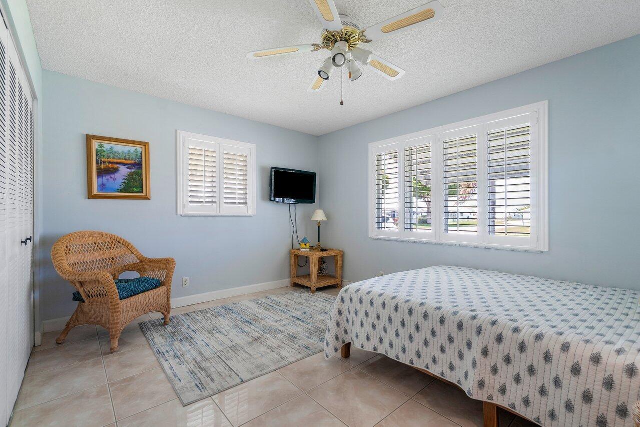 1985 Campanelli Boulevard