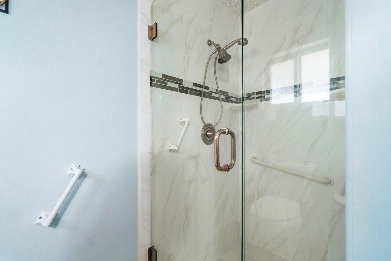 1985 Campanelli Boulevard