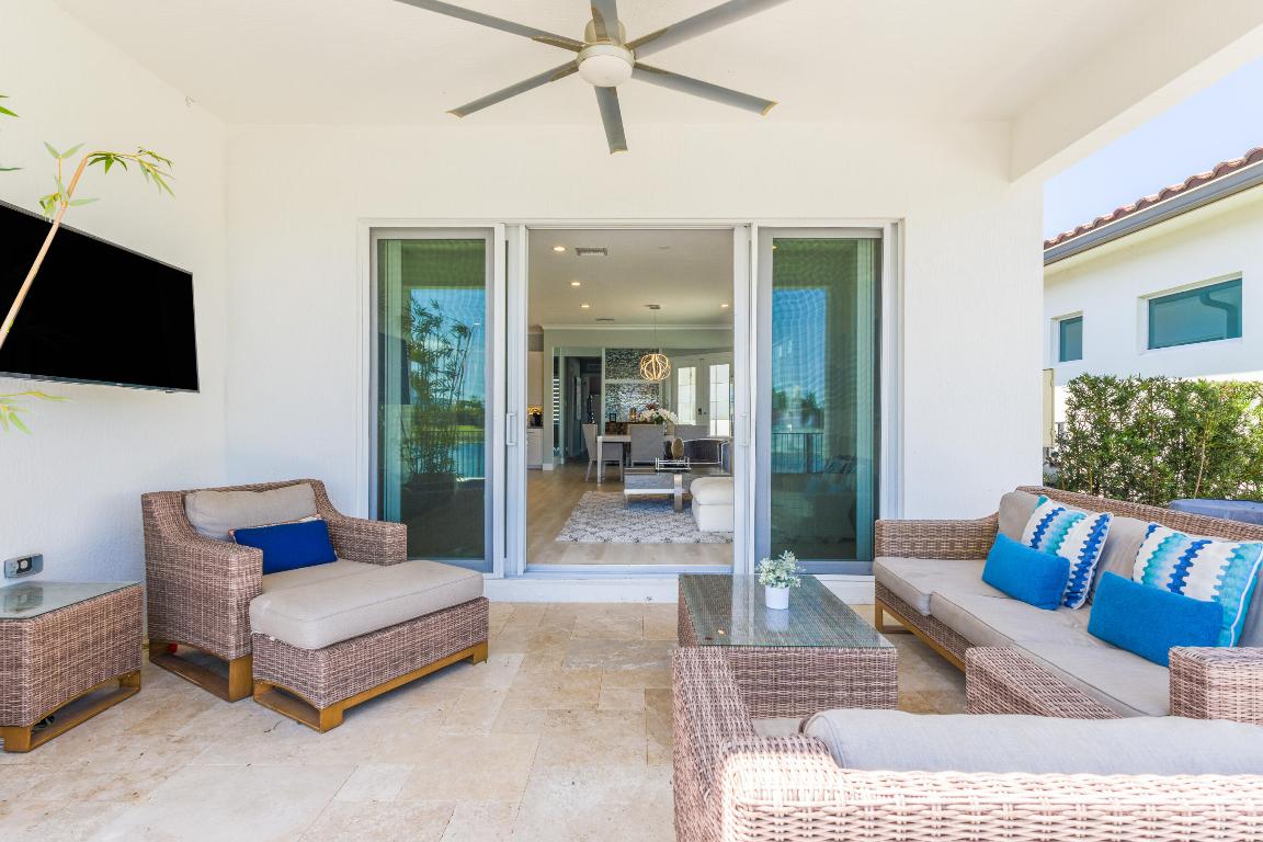 8896 Kingsmoor Way, Lake Worth