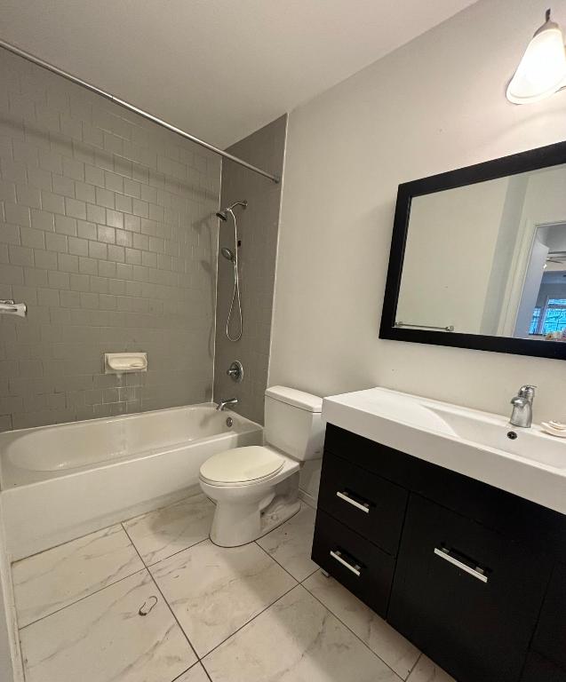 5048 Heatherhill Lane 1208, Boca Raton Unit: 1208