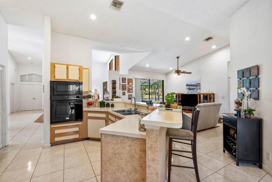 22181 Cranbrook Road