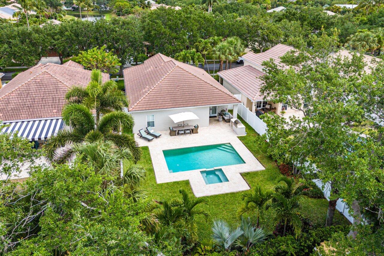 1050 Delray Lakes Drive