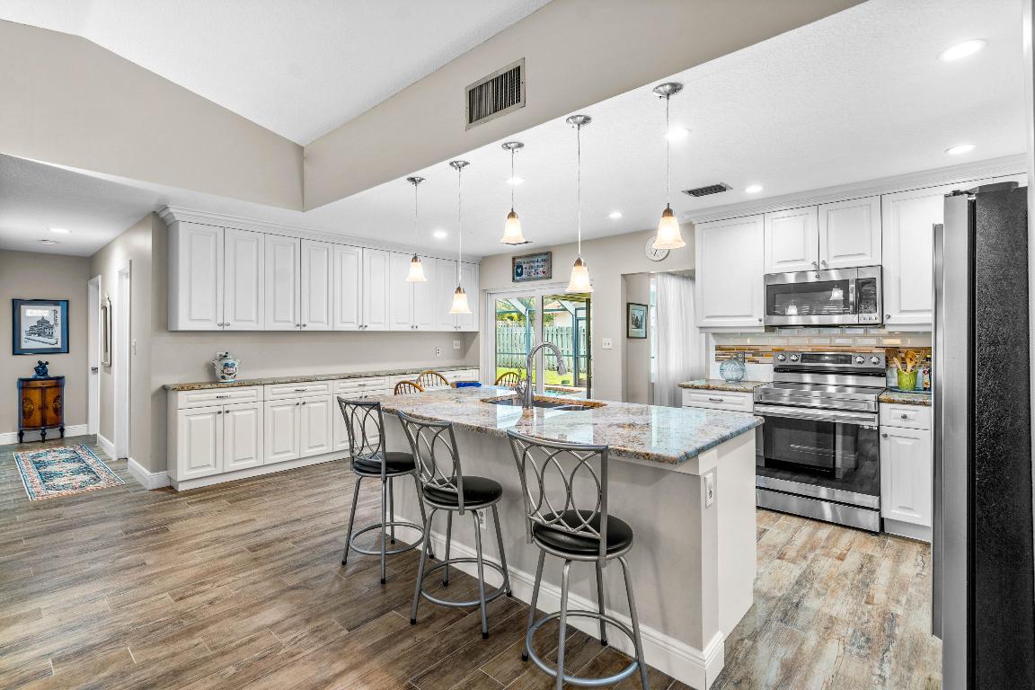 201 NW 108th Avenue, Coral Springs