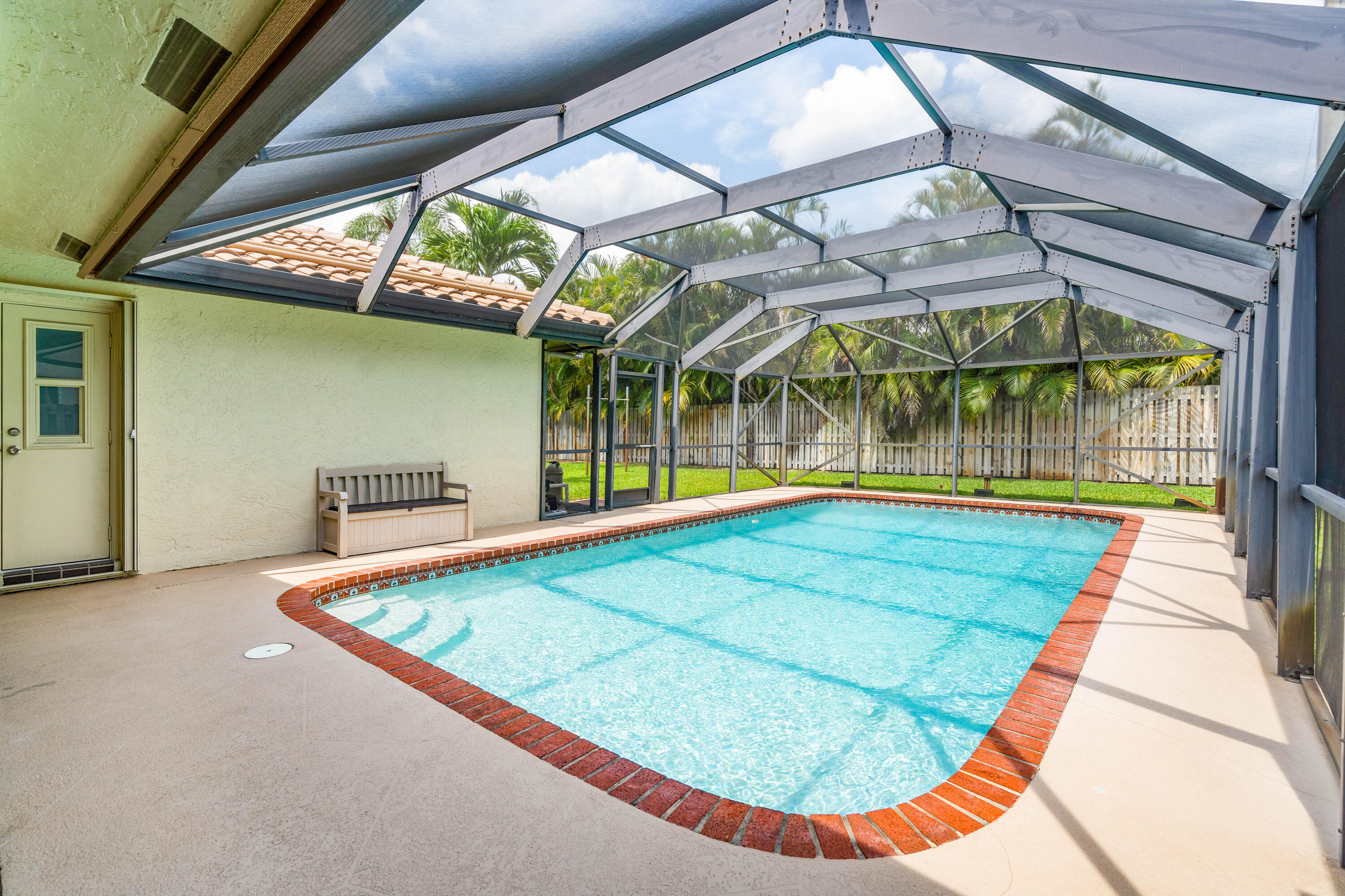 201 NW 108th Avenue, Coral Springs