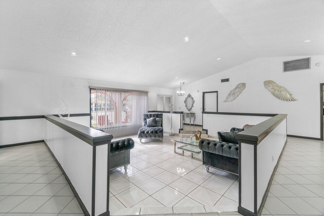 2841 Hypoluxo Road