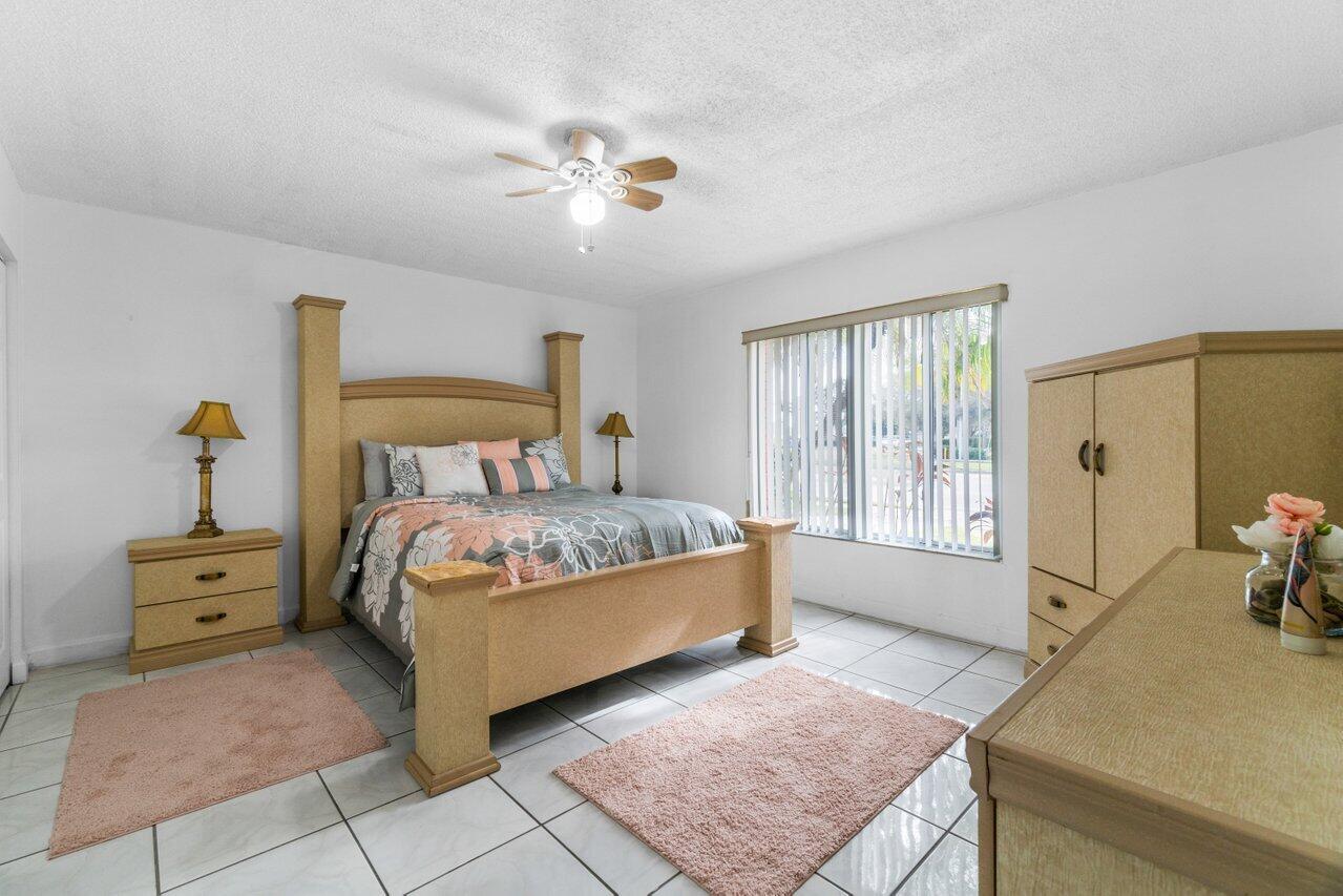 2841 Hypoluxo Road