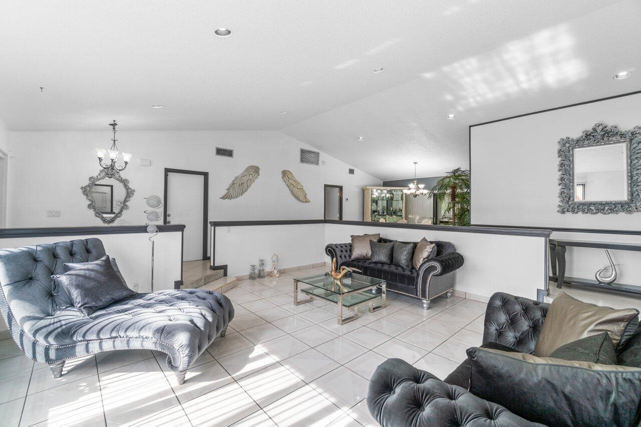2841 Hypoluxo Road