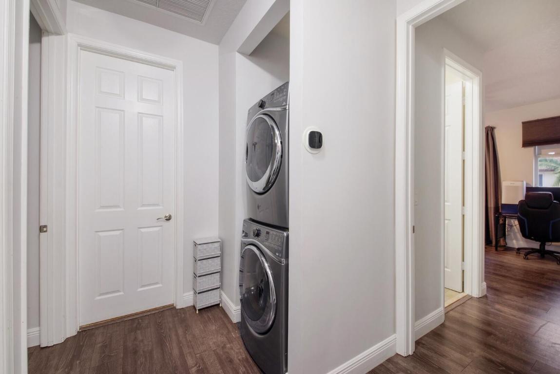 6960 Long Pine Circle, Coconut Creek