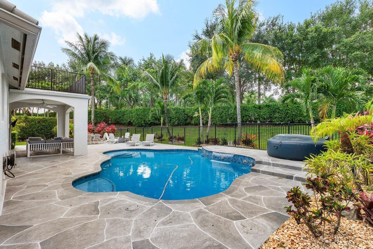 19959 Dinner Key Drive