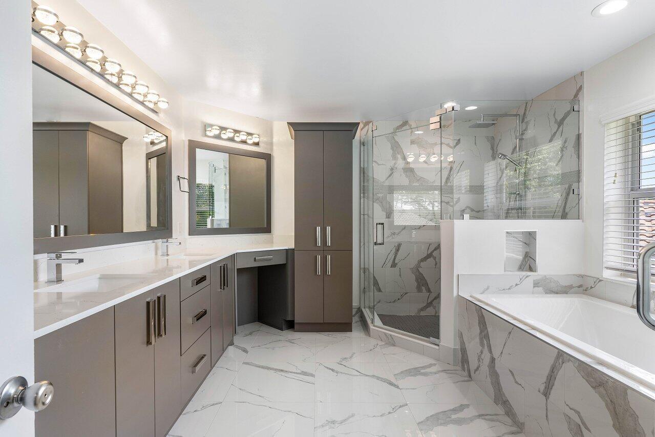 19959 Dinner Key Drive