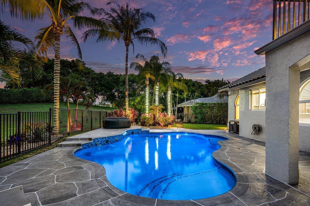 19959 Dinner Key Drive