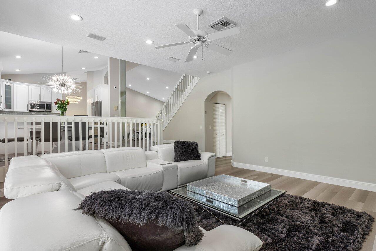 19959 Dinner Key Drive