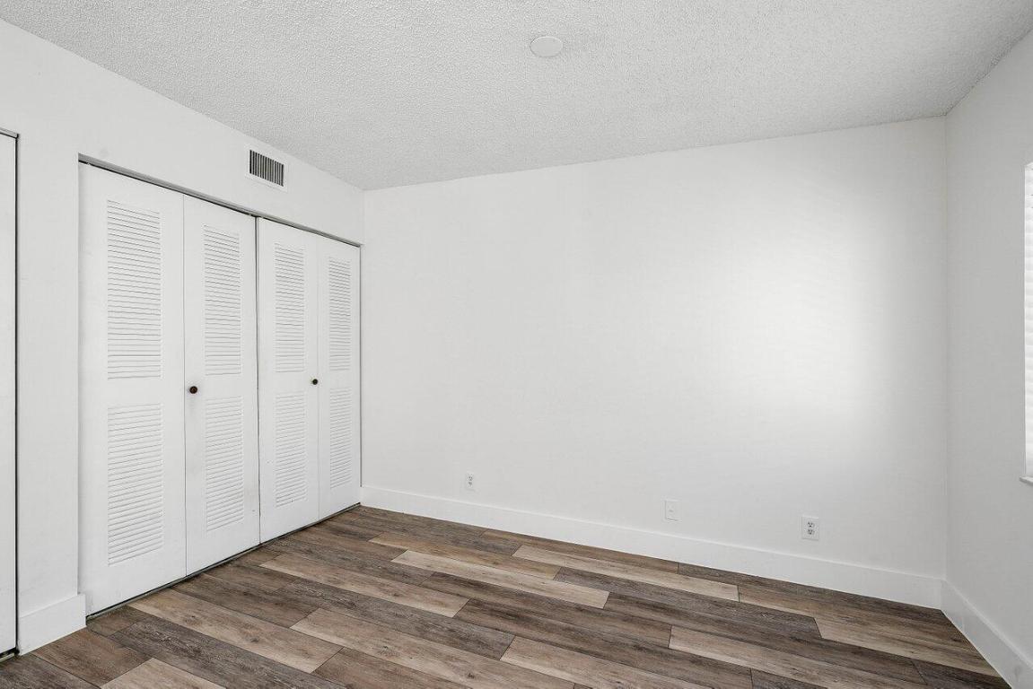 5280 Las Verdes Circle 111, Delray Beach Unit: 111