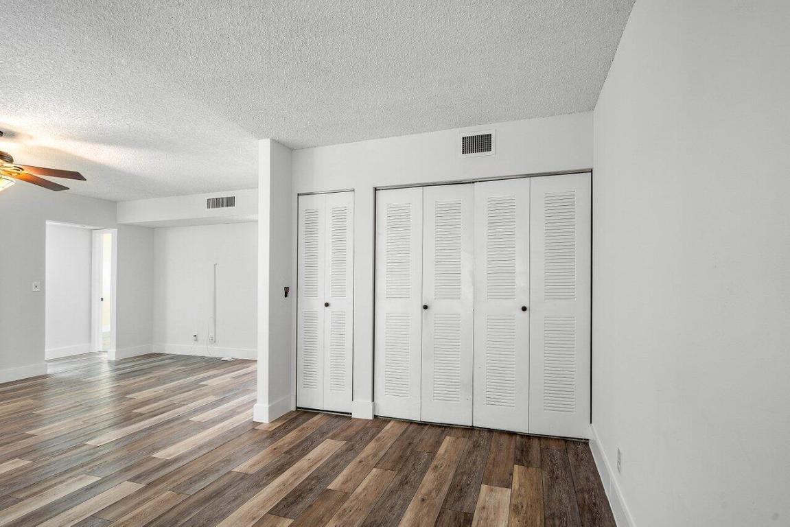 5280 Las Verdes Circle 111, Delray Beach Unit: 111